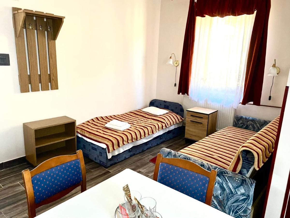 Ligetalja Termal Hotel Peneszlek Ngoại thất bức ảnh