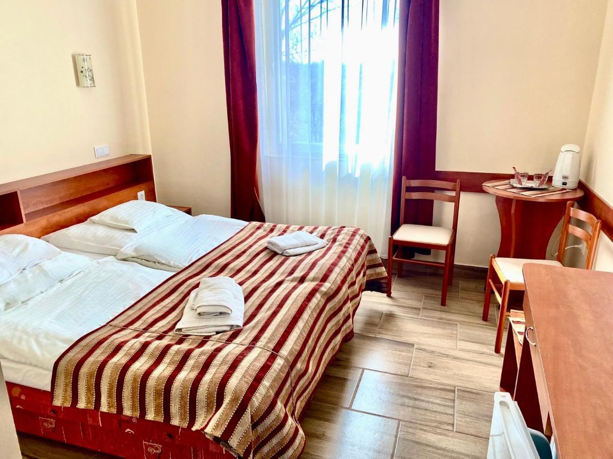 Ligetalja Termal Hotel Peneszlek Ngoại thất bức ảnh